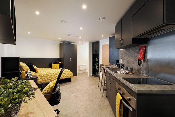 Studio to rent - Photo 1