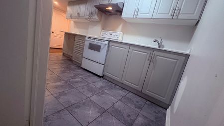 For Lease - 44 Prairie Creek Crescent Unit# Basement, Brampton, Ontario - Photo 4