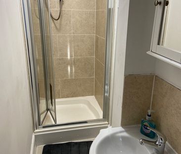 Room in a Shared House, Milner Road, B29 - Photo 3