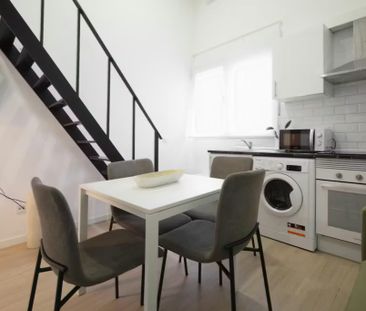 Pasaje Virgen de la Alegría, Madrid, Community of Madrid 28027 - Photo 3