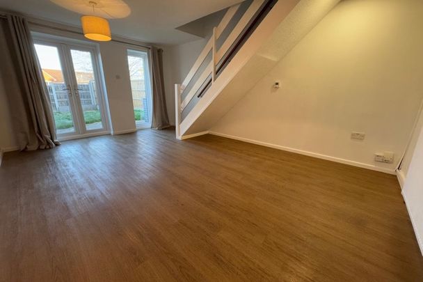 Linnet Rise - Photo 1