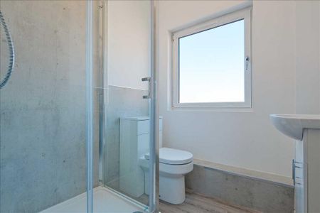 3 bedroom apartment to rent - Photo 3