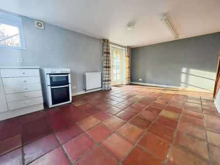 3 bedroom barn conversion to rent - Photo 4