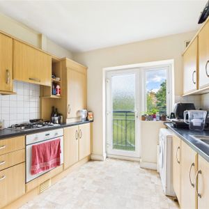 Bridge Court, Maidenhead Bridge Court, Maidenhead - Photo 2