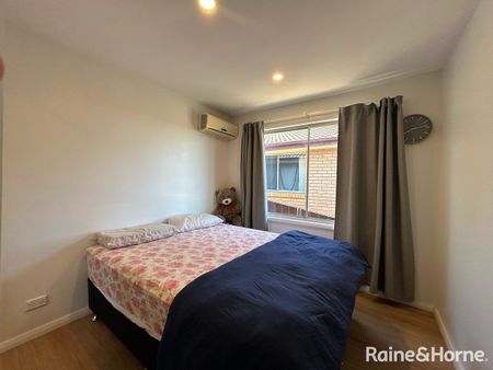 Beautifully Presented, Family Home! - Photo 3