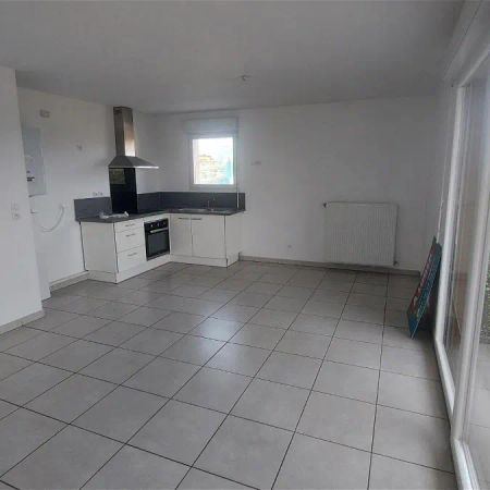 Location appartement 3 pièces - 61m² à L'isle-d'abeau (38080) - Photo 3