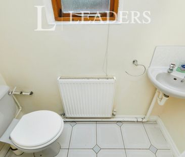 3 bedroom semi-detached to rent Lydstep Close, Oakwood - Photo 1