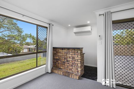 Huge Expansive Gem of a Home in Alexandra Hills - Photo 4