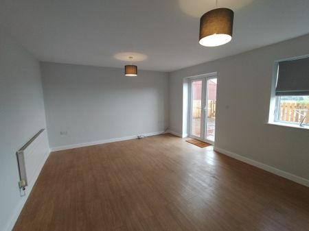 Oak Road, Blaina, ABERTILLERY - Photo 2