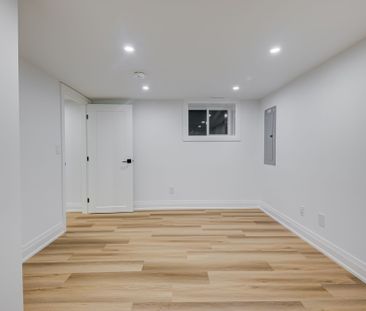 For Lease - 8 First Avenue Unit# Lower, Toronto, Ontario - Photo 4