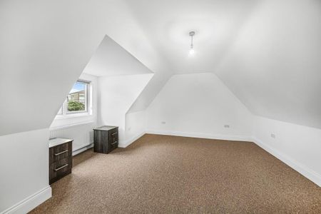 3 bedroom semi-detached house to rent - Photo 3