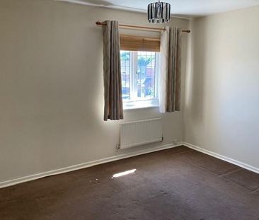 2 bedroom end of terrace house to rent - Photo 4