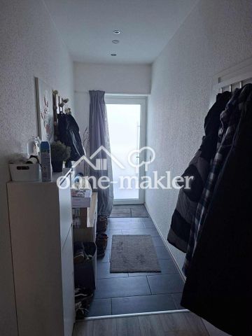 Haus im Haus - Sanierte 4,5 Zimmer Wohnung mit Einfamilienhaus Flair - Photo 5