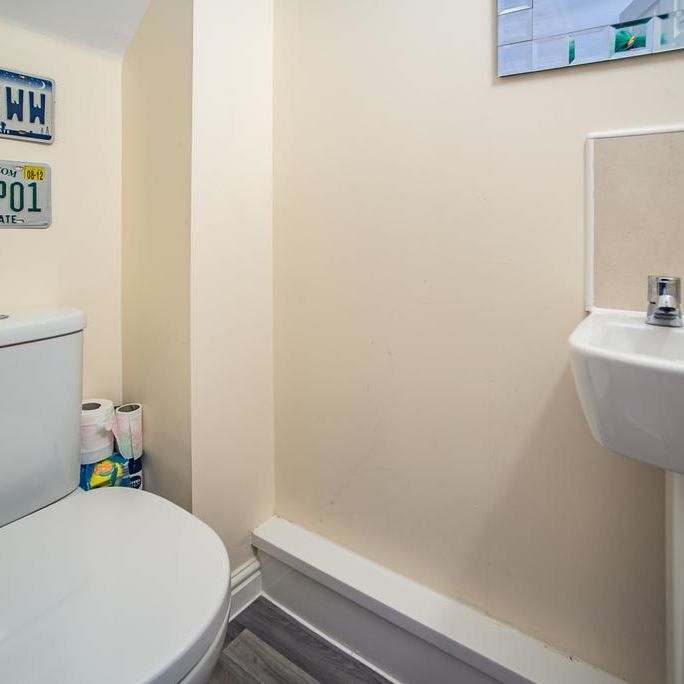 2 bedroom terraced house to rent - Photo 1