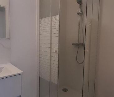 Location Appartement 2 pièces 41m² NICE 06200 - Photo 4