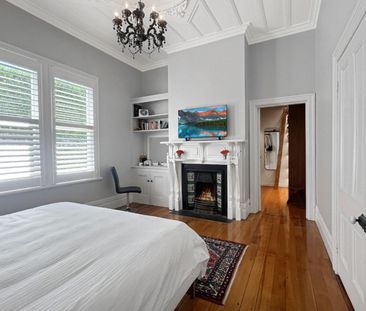 Sunny & Spacious Character Home - Photo 6