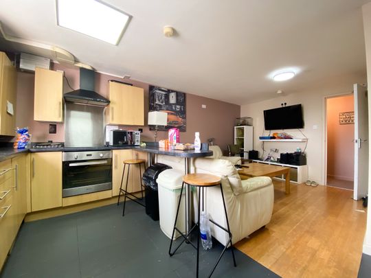 Crwys Road, Cathays - Photo 1