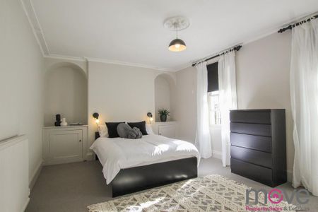 1 bedroom in a house share to rent - Photo 3