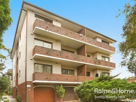 6/50 Warialda Street, Kogarah, NSW 2217 - Photo 2
