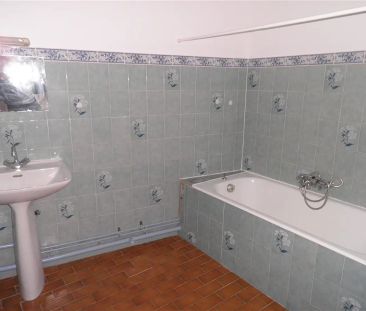 Location appartement 2 pièces - 38.33m² à Nogent sur seine (10400) - Photo 4