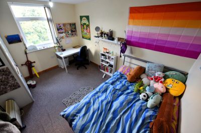 2 bedroom Flat in 1 Low Close Street, Leeds - Photo 5