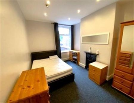 6 Bedroom Terraced To Let - Photo 5