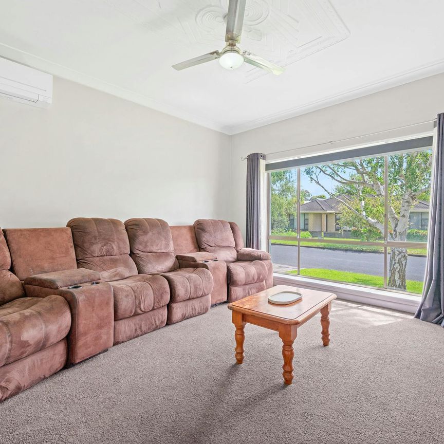 Spacious Family Stone Home - Photo 1