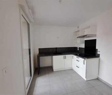 Location appartement 1 pièce - 28m² à Thonon les bains (74200) - Photo 1