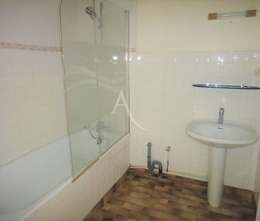 Location Appartement 3 pièces 80m² - Photo 5