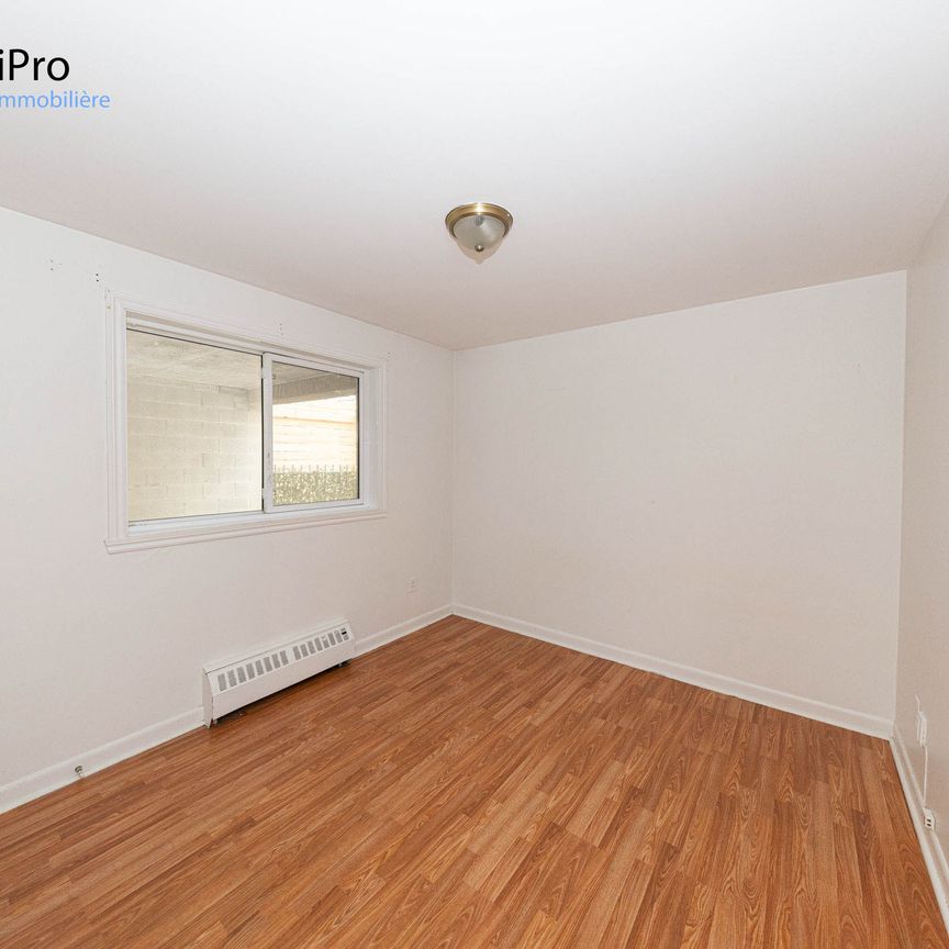 1315 Garnier - Photo 1