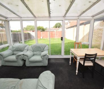 6 bedroom end of terrace house to rent - Photo 1