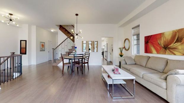 For Lease - 2123 Royal Gala Circle Unit# Master Suite, Mississauga, Ontario - Photo 1