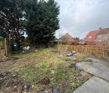 3 bedroom terraced house to rent - Photo 5