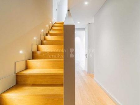 2 bedroom luxury Semidetached House for rent in Cascais, Lisbon - Photo 3