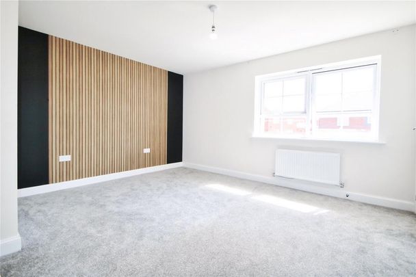 2 bedroom semi-detached house to rent - Photo 1