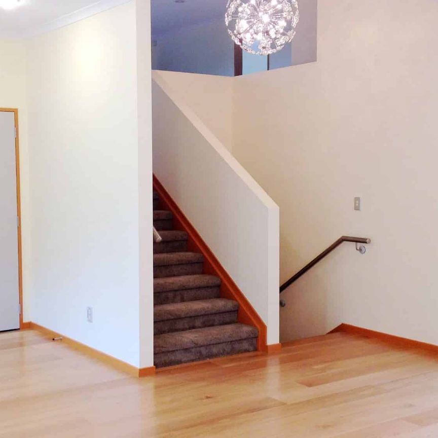 Mount Roskill, 4 bedrooms - Photo 1