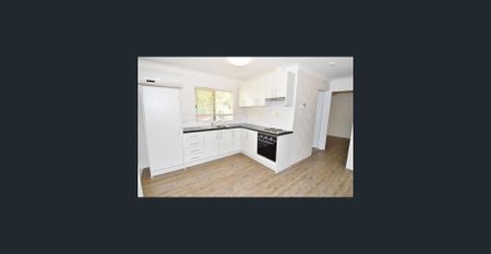 WELL-APPOINTED UNIT IN A PEACEFUL LOCATION- CLOSED - Photo 3