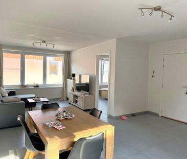 Appartement met 2 slaapkamers en balkon. - Photo 4