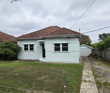 Great Location! - Photo 6