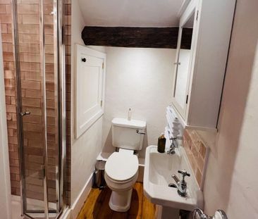 3 bedroom end of terrace house to rent - Photo 3