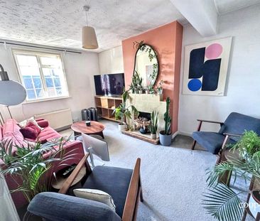 High Street, Ruislip, HA4 - Photo 1