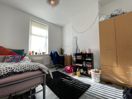 Flora Street, Cathays - Photo 3