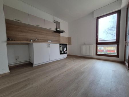 Location Appartement 4 pièces 82m² PONT DE VEYLE 01290 - Photo 5
