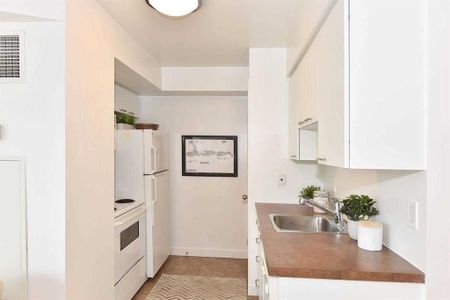 For Lease - 255 Richmond Street Unit# 1211, Toronto, Ontario - Photo 3