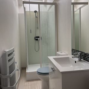 Location Appartement 2 pièces 25m² - Photo 2