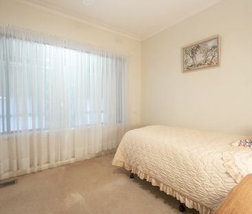 Well Presented 3 Bedroom Home - Photo 3