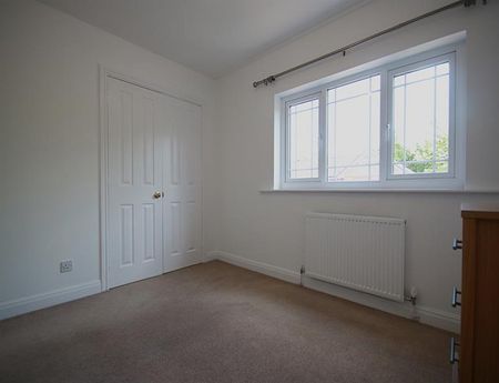 3 Bedroom Semi Detached To Let - Photo 5