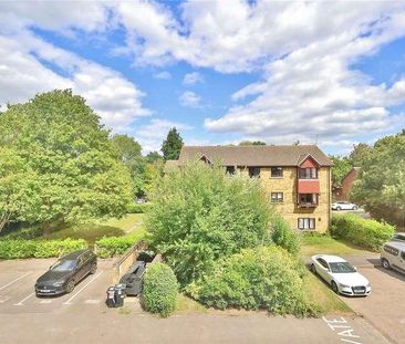 Beta Road, Woking, Surrey, GU22 - Photo 4