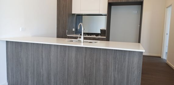 Modern two bedroom unit on 6th floor - Photo 2