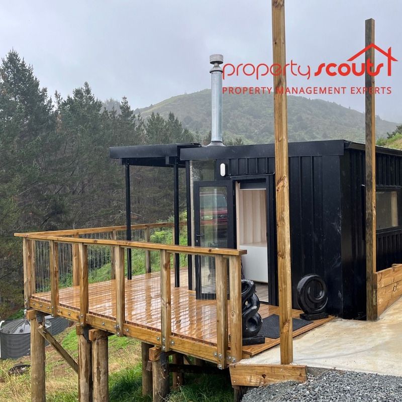 Fully furnished one bedroom tiny home - Photo 1